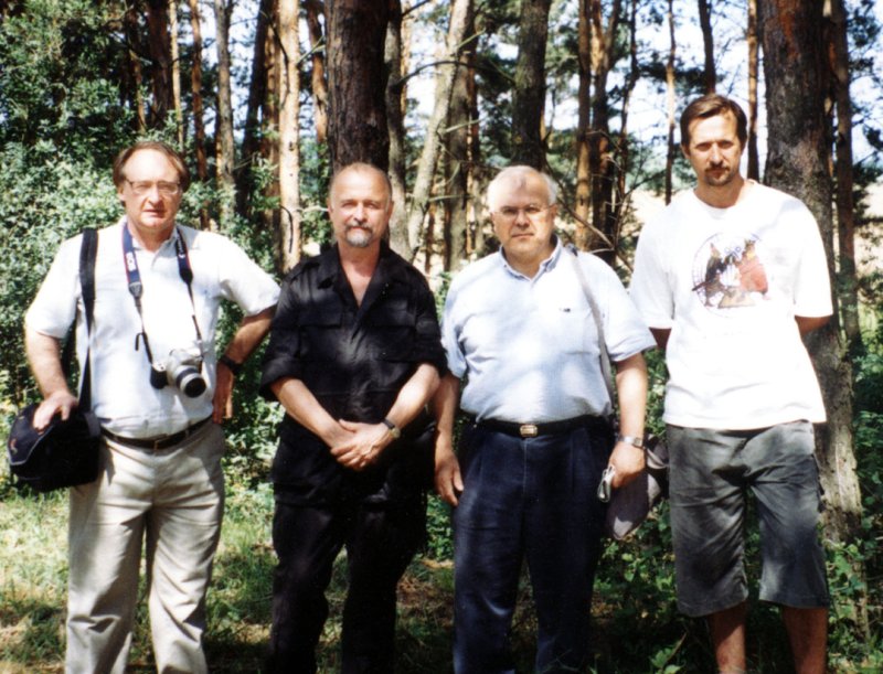 From the left: Dr. Volodymyr Mezentsev (CIUS), Dr. Volodymyr Kovalenko (Chernihiv University), Prof. Martin Dimnik (PIMS), and Yurii Sytyi (Chernihiv University). 2